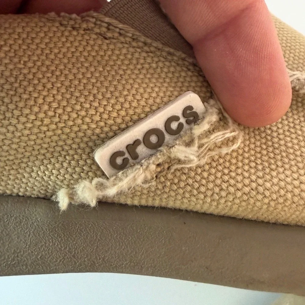Crocs Men's Santa Cruz Loafers Khaki Canvas Size 9 Frayed Edges Croslite Foam